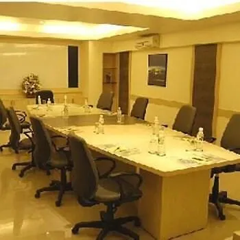 Hotel Pai Vista Mysore 4*,