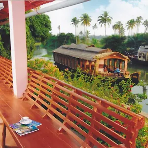 Homestay Backwater Breeze 